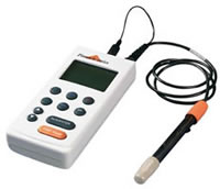 便攜式電導率/電阻率/總溶解固體/鹽度/溫度測定儀 M316P