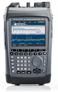 R&S&reg;PR100便攜式接收機圖片